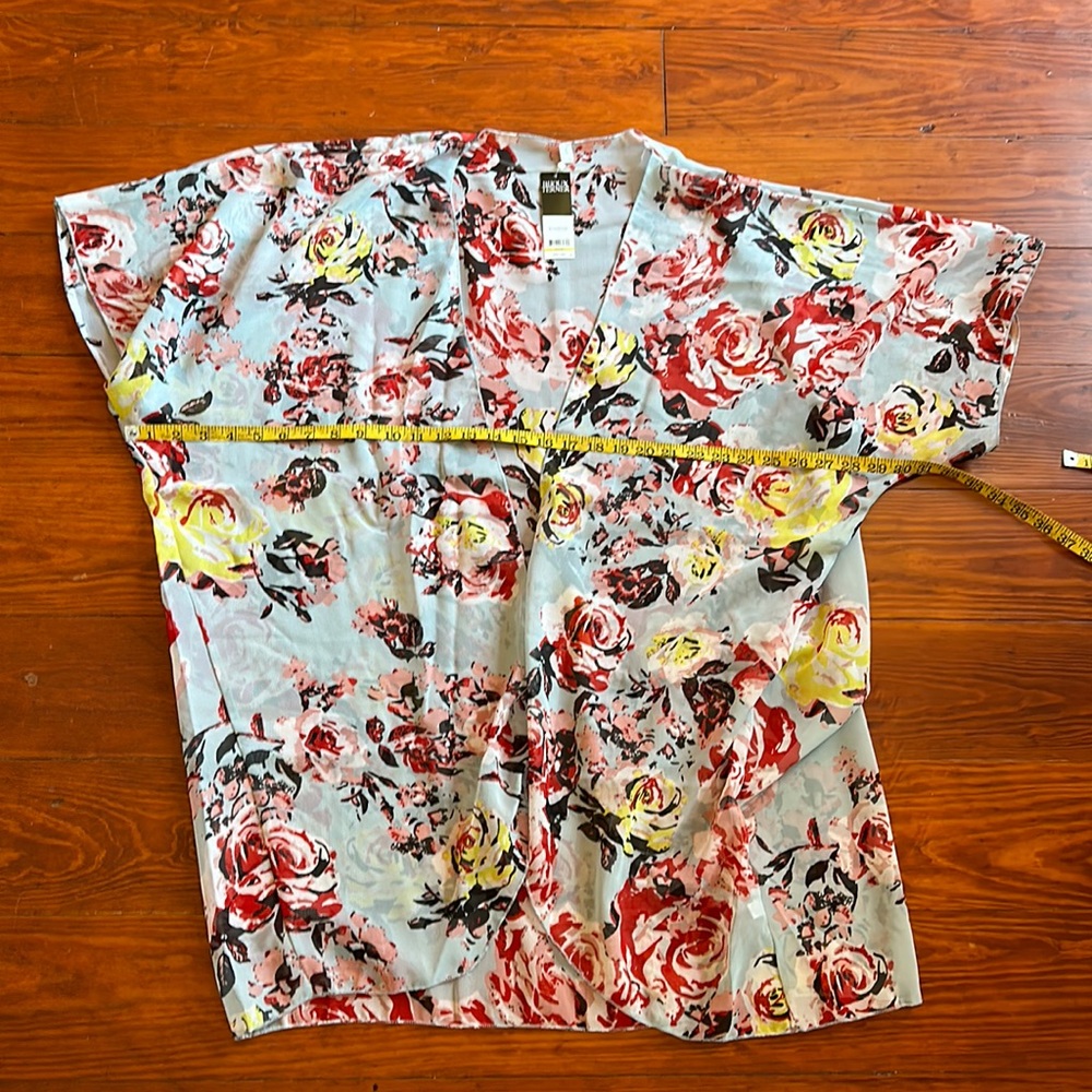 NWT kimono duster jacket sky blue floral 35” long, free size L-XL 60” new topper - Picture 6 of 14